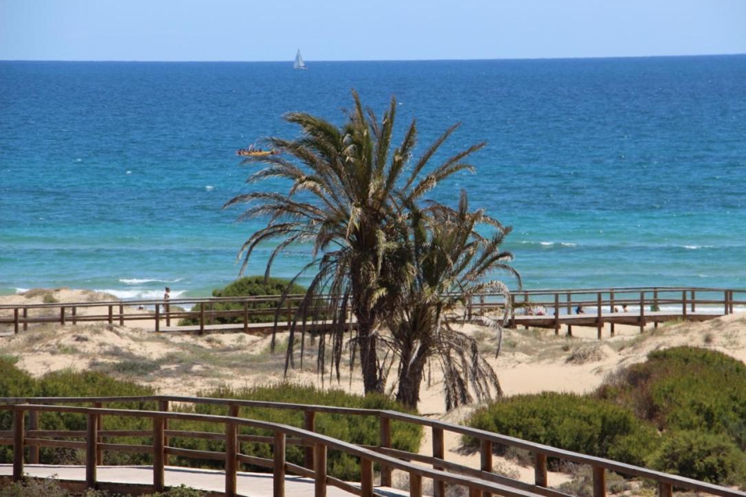 Bonita Casa En Urbanizacion Privada Muy Cerca Del Mar Y De Alicante Gran Alacant Kültér fotó
